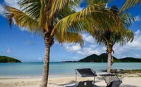 True North Villa - Waterfront On Jolly Harbour