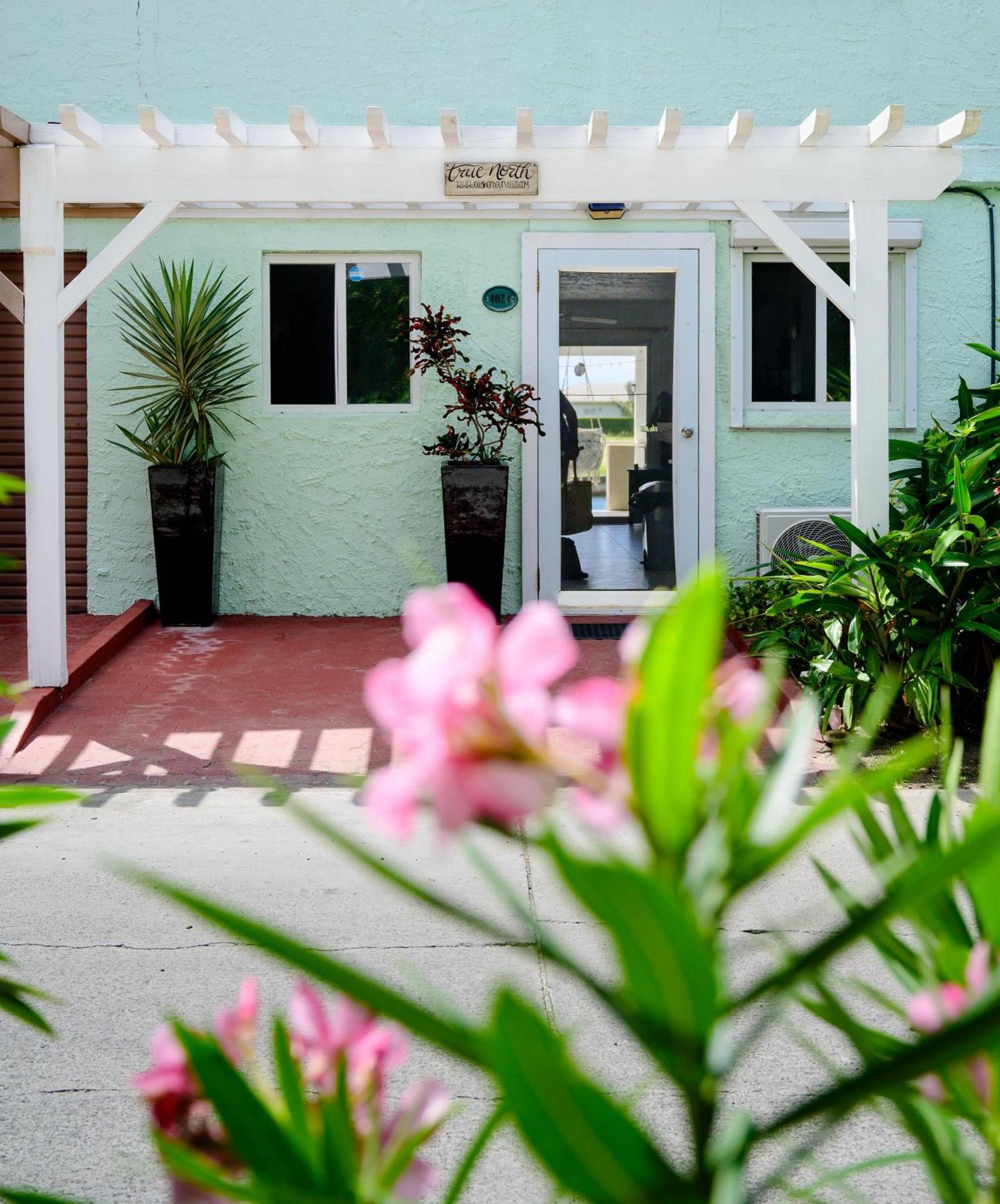 True North Villa - Waterfront On Jolly Harbour Bolands Exterior photo